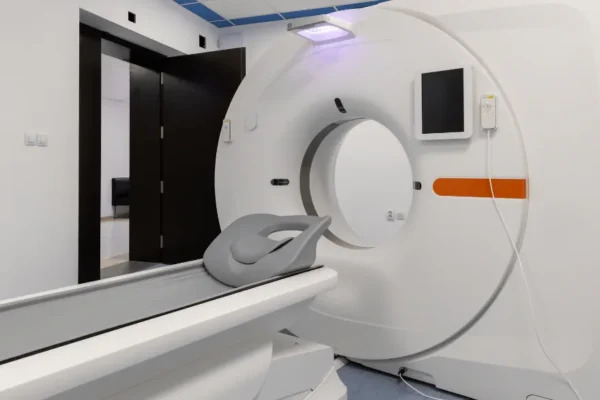 MR Difüzyon Tensör ve MR Traktografi